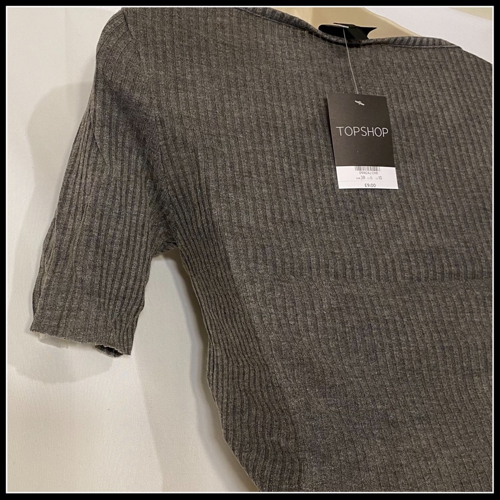 TOPSHOP NWT SLASH RIBBED CROP TEE GREY SZ 6 - Picture 7 of 14